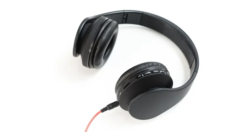 (Black) TWS bluetooth Headset Fingerprint Power Bank Touch Control Stereo 3D Surround Stable Connection Ergonomic Design Earphone