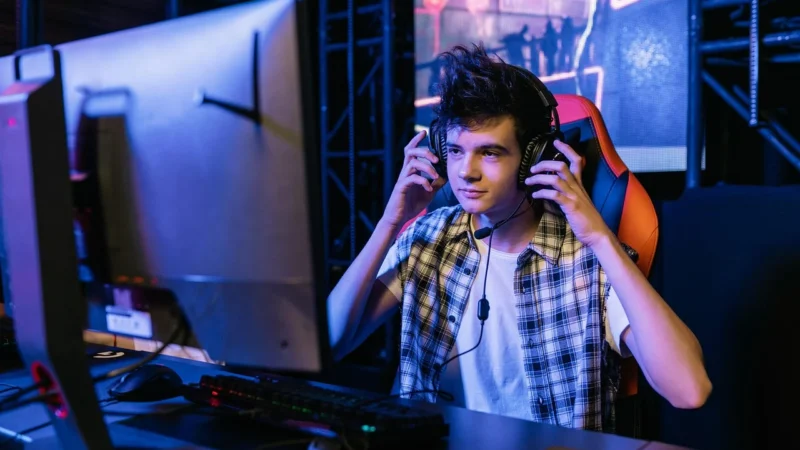 Gaming Headset for PS4 PS5 Noise Reduction Mic & LED Light