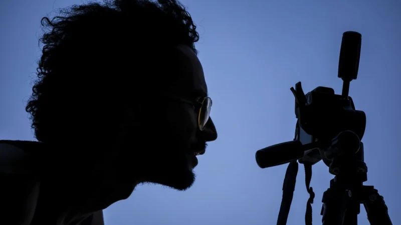 Webcam with Microphone Desktop 3 Adjustable Brightness,Advanced Auto-Focus,1080P HD USB Computer Cameras 360° Rotation Tripod 120 Degrees Wide-Angle